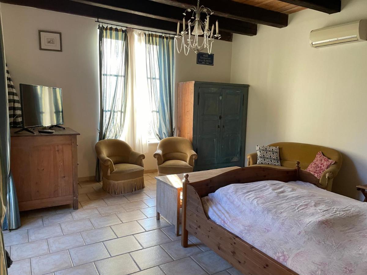 La Manufacture Royale De Bains Villa Exterior photo